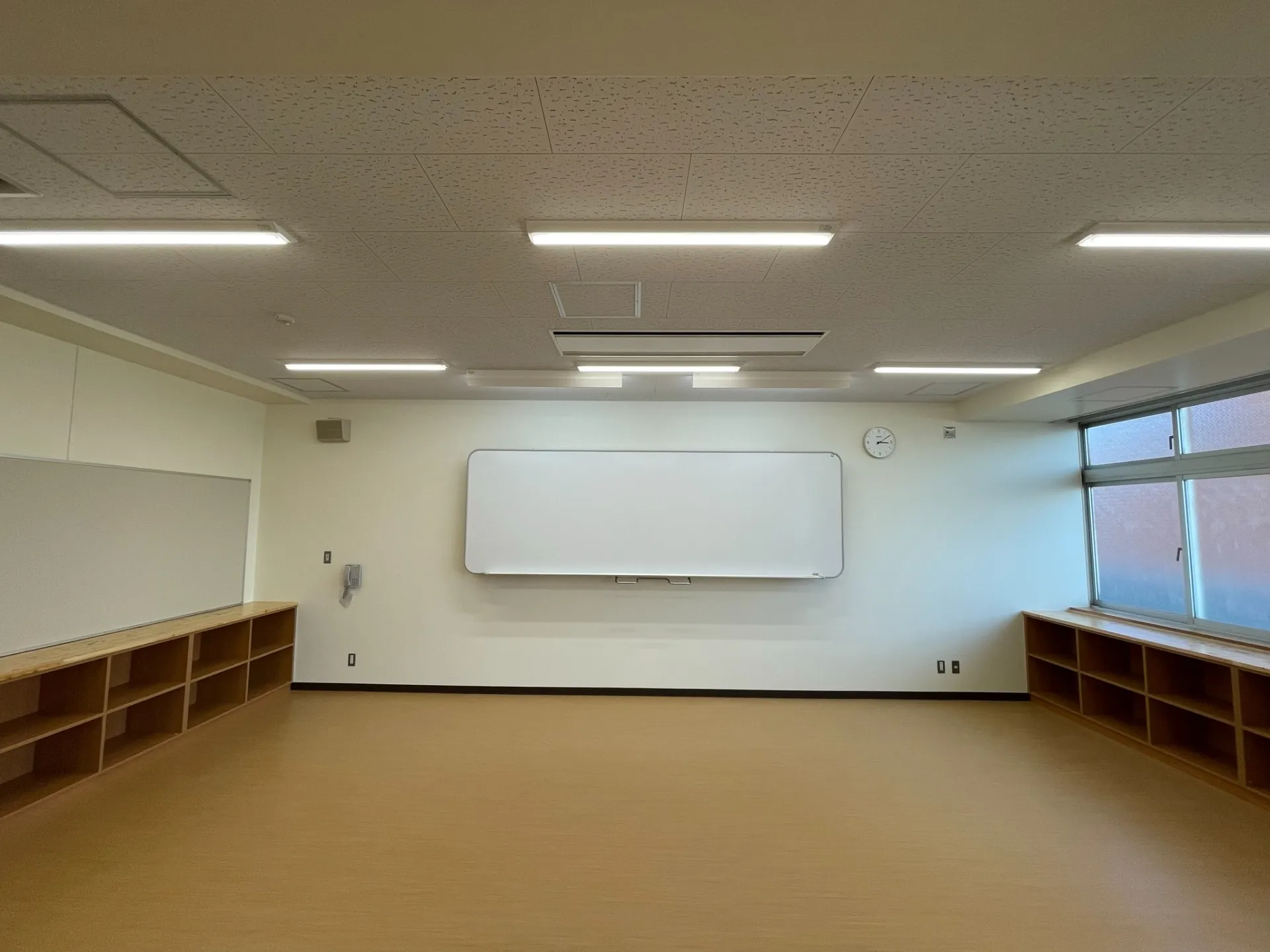2022　M中学校特別支援教室改修（東京都,中学校の内装改修,250㎡,RC造＜基本/実施/監理協力＞）*S*